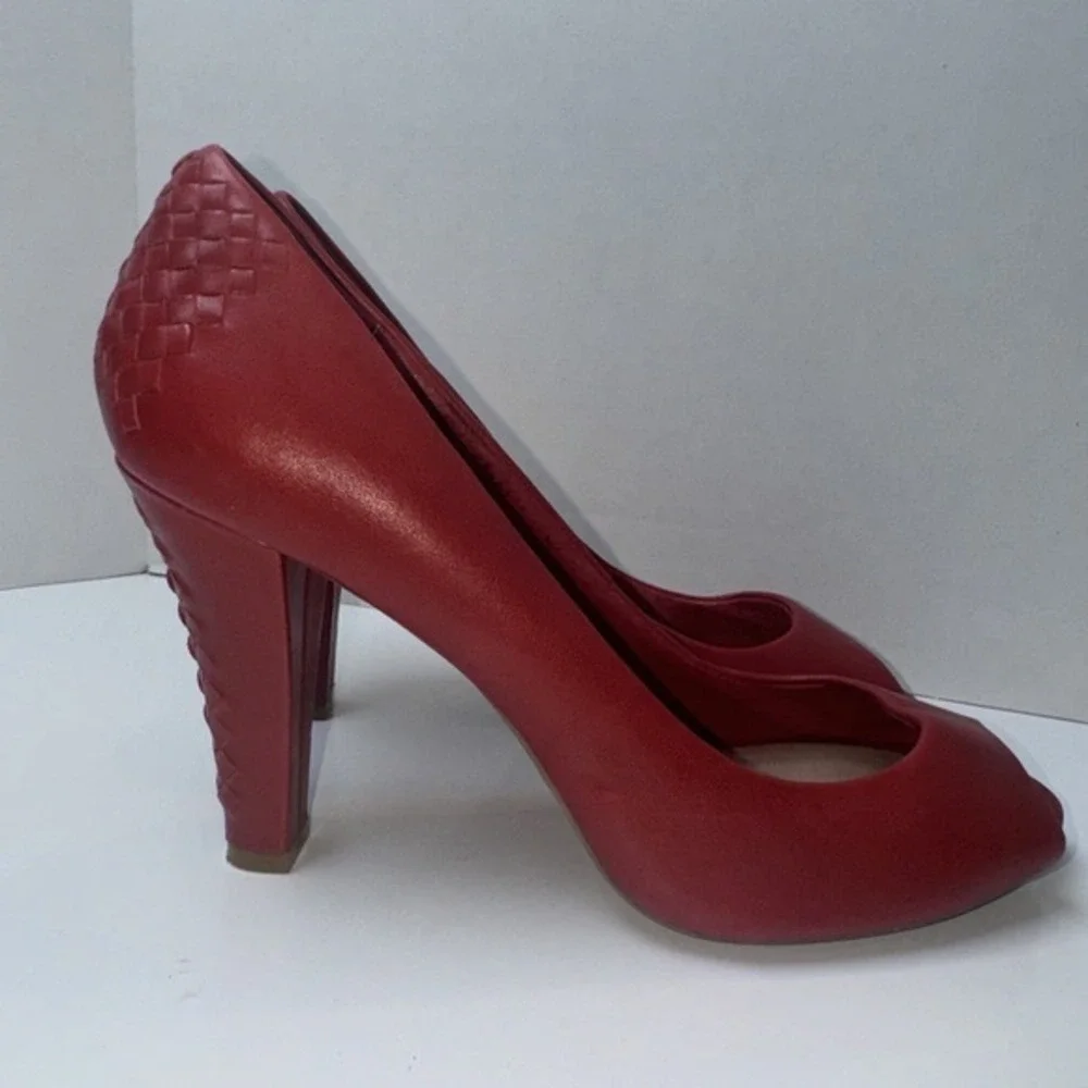 Elliott Lucca Cadiz‎ Shoes size 7.5 Genuine Leather Red Open Toe Braided Heel